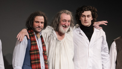 FOTO: Bolek Polívka s Vladimírem a Janem na pódiu.