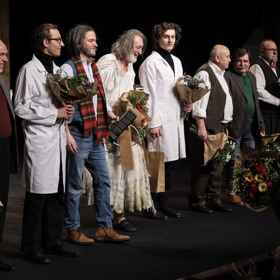 Představení Anděl v lihu mělo úspěch. 