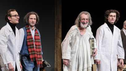 FOTO: Bolek Polívka se poprvé na pódiu objevil po boku svých synů.