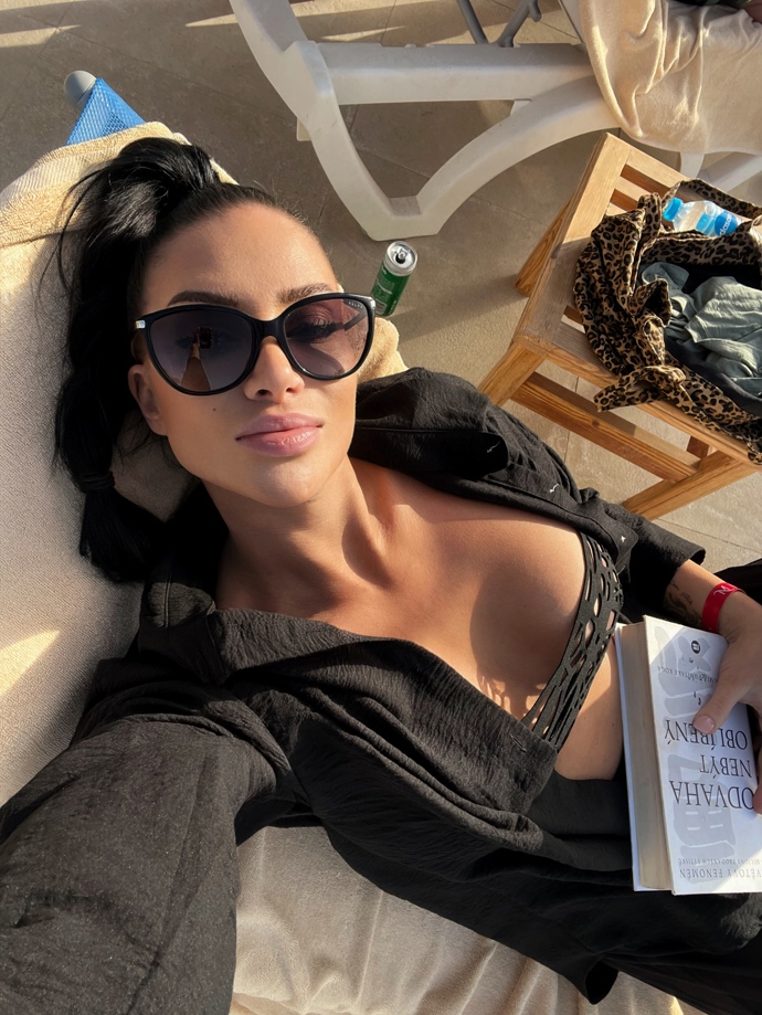 FOTO: Andrea Pomeje si našla čas i na zasloužený odpočinek. – stránka 2