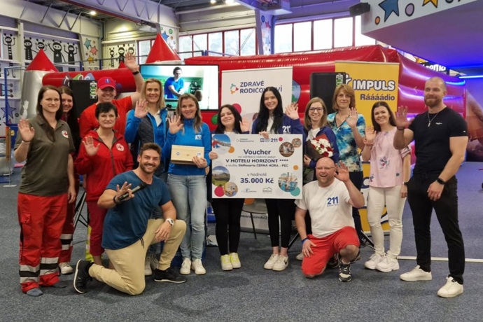 FOTO: Simona Šimková a Michal Šeda mají projekt Zdravé rodičovství. – stránka 6