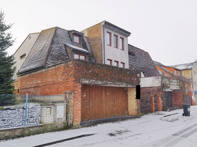 FOTO: Nový dům Ornelly Koktové. – stránka 28