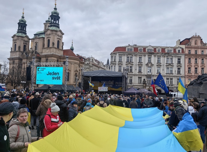 FOTO: Demonstrace na podporu Ukrajiny. – stránka 23