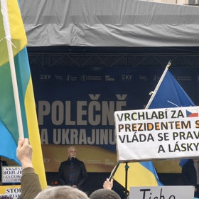 Demonstrace na podporu Ukrajiny. 