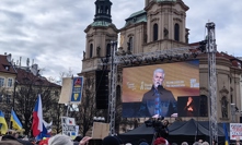 Nechybělo ani velké promítací plátno.