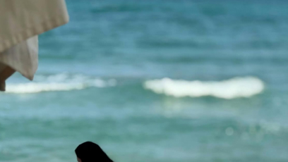 FOTO: Zapózovala na pláži.