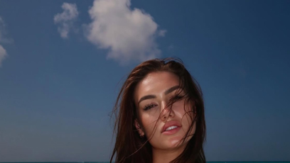 FOTO: Adéla Štroffeková má bujné poprsí.