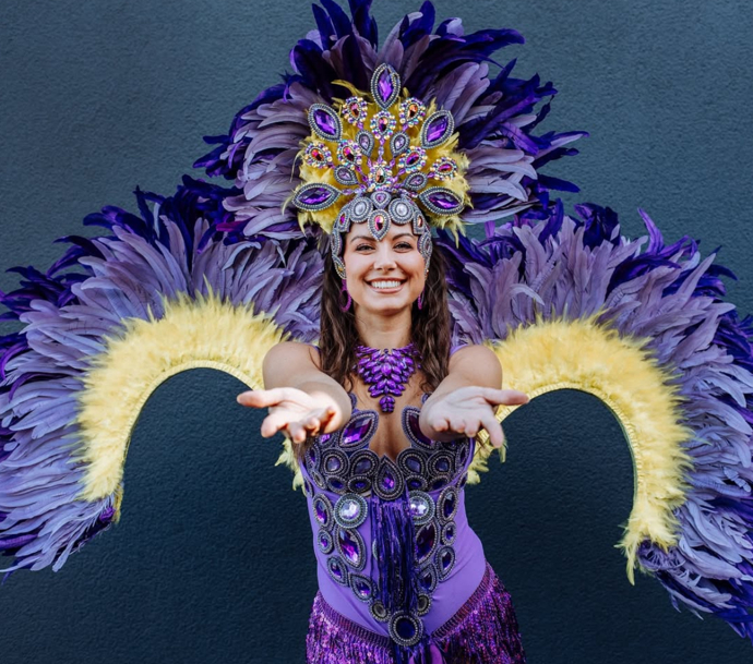 FOTO: Veronika Lálová tancuje sambu. – stránka 6