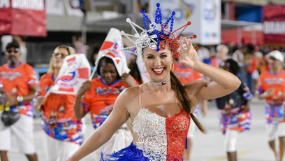 FOTO: Veronika Lálová byla přepadena během karnevalu v Riu.