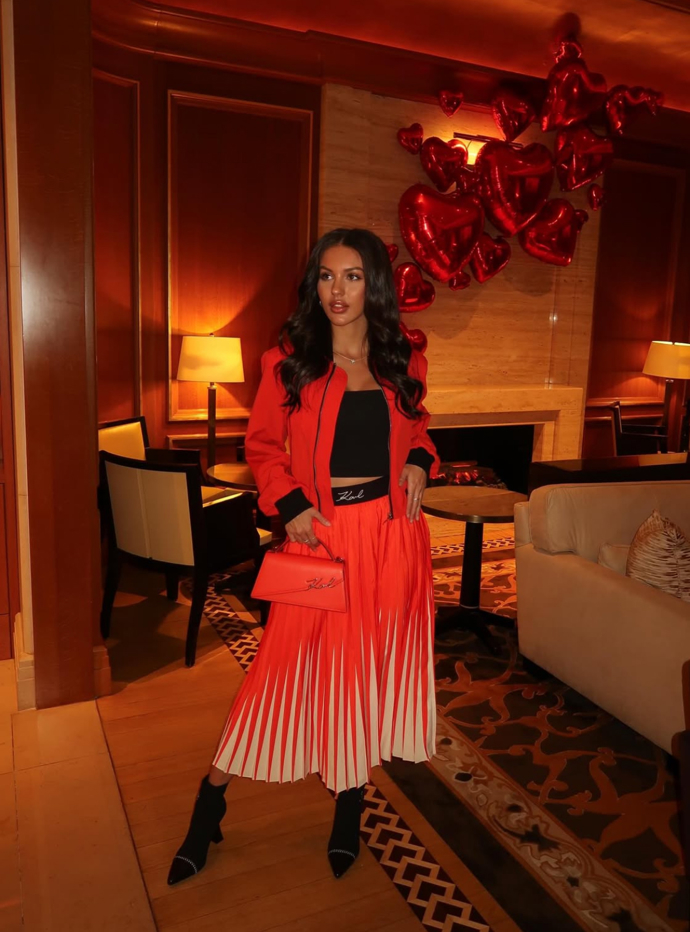 FOTO: Carrie Kirsten vypadá skvěle. – stránka 1