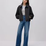 Bez pásku budou zejména džíny vypadat velmi obyčejně.