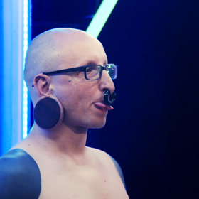 Vybírat bude mezi výrazně potetovanými alfa samci.