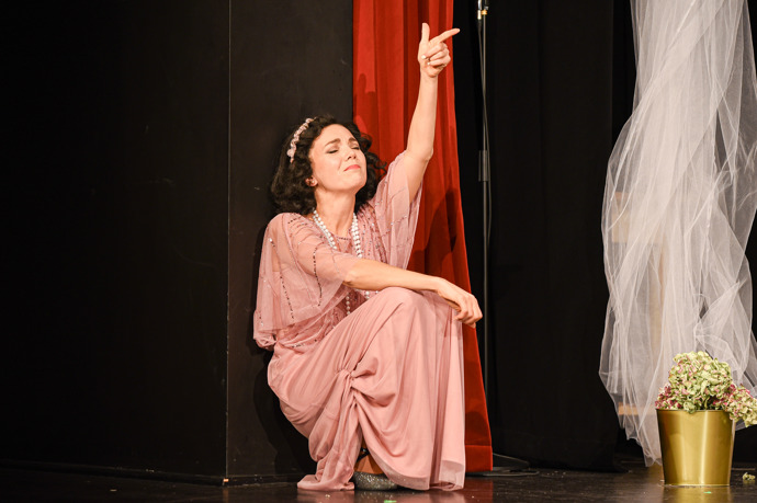 FOTO: Lucie Vondráčková během představení Extase. – stránka 6