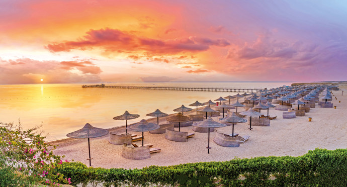 FOTO: Pláž u nového hotelu Malikia Resort Abu Dabbab v Egyptě. – stránka 6