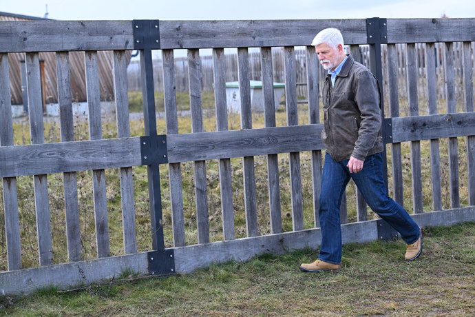 FOTO: Petr Pavel šel na procházku. – stránka 33