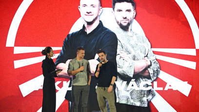 FOTO: Václav Matějovský a Jakub Štáfek moderují Asia Express.