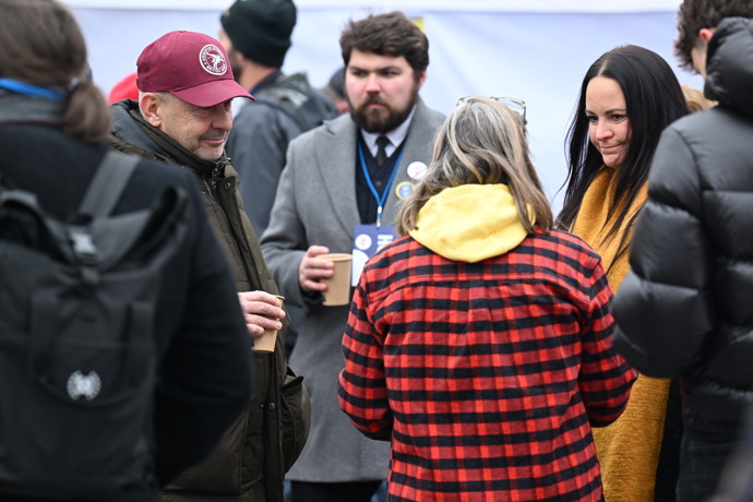 FOTO: Jitka Čvančarová si nenechala demonstraci ujít. – stránka 13