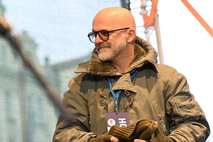 FOTO: Herec Hynek Čermák. – stránka 6