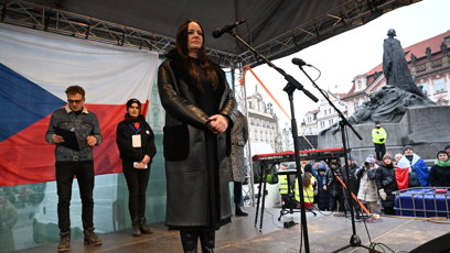 FOTO: Jitka Čvančarová promluvila na demonstraci.