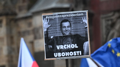 FOTO: Petr Macinka to pořádně schytal.