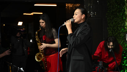 FOTO: Monika Bagárová zazpívala na pódiu.