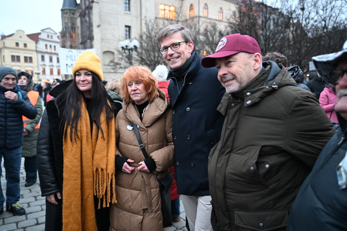 FOTO: Demonstrace Milion chvilek pro demokracii. – stránka 1