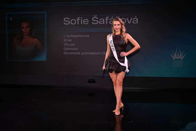 FOTO: Sofie Šafářová. – stránka 46