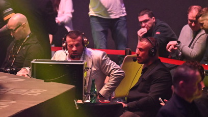 FOTO: Karlos Vémola a Ondřej Raška v komentátorském sedle.