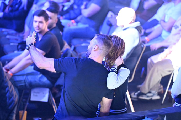 FOTO: André Reinders se fotil s fanoušky. – stránka 1