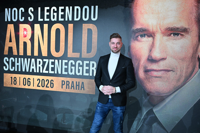 FOTO: Petr Větrovský na tiskové konferenci. – stránka 1