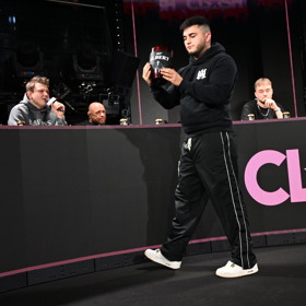 Samir Margina si na Tadeáše vzal urnu.