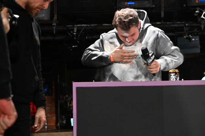 FOTO: Tadeáš Veselý skončil nejspíš od mouky. – stránka 15