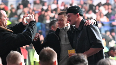 FOTO: Andrej Kalašnik s fanouškem.