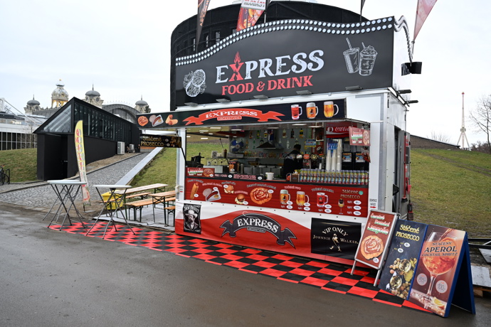 FOTO: Nechybí ani oblíbené české klasiky. – stránka 41