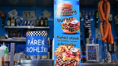 FOTO: Ceny za steak a hamburger.