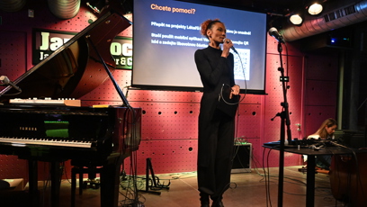 FOTO: Lejla Abbasová moderovala akci Koncert pro Súdán.