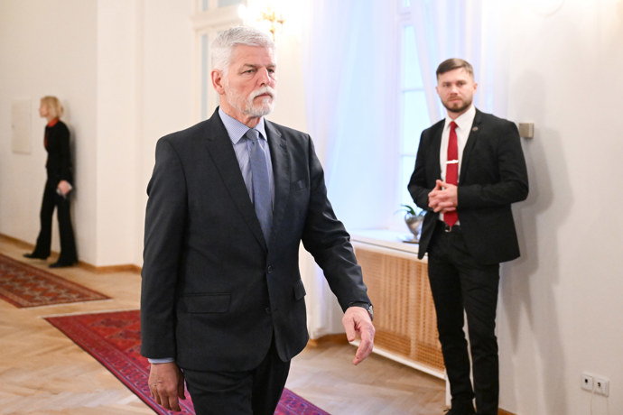 FOTO: Prezident Petr Pavel se setkal s premiérem Andrejem Babišem. – stránka 12