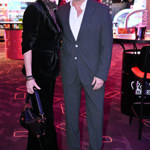 Daniela říká, že parfém jejího manžela jí buď voní, nebo nevoní, nic mezi tím. 