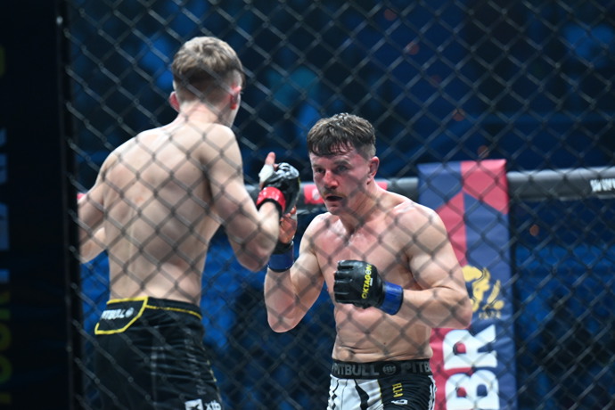 FOTO: Oktagon 84. – stránka 94