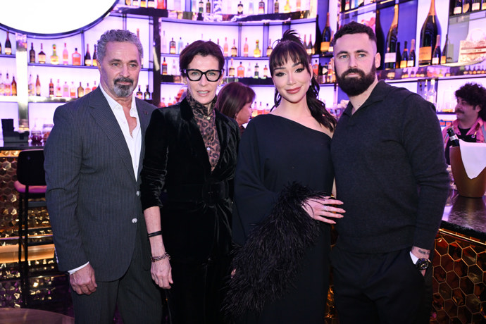 FOTO: Rodina Dejdarových a Veronica Biasiol. – stránka 26