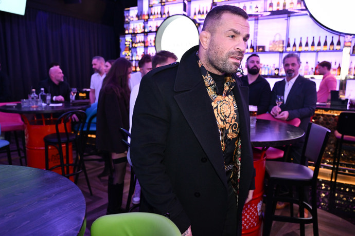 FOTO: Karlos Vémola dorazil na uvedení prémiových parfémů. – stránka 42