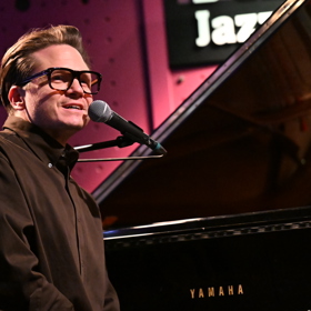 Ondřej Brzobohatý zahrál na koncertu pro Súdán.