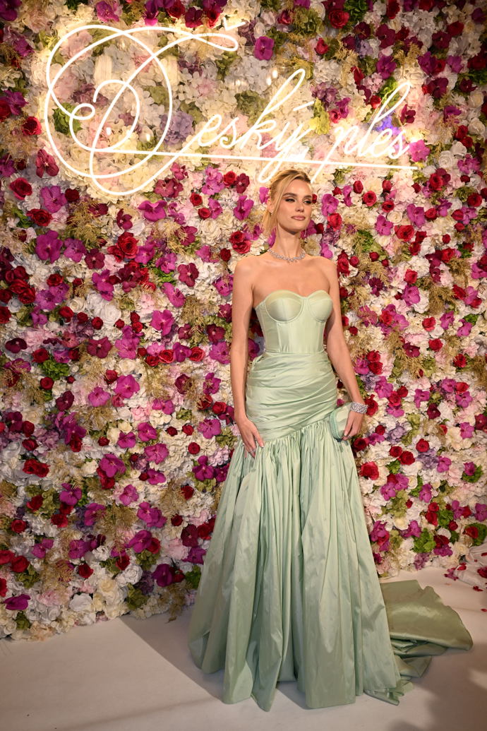 FOTO: Krystyna Pyszková. – stránka 2