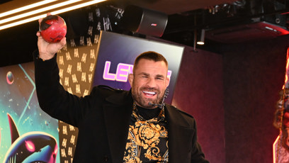 FOTO: Karlos Vémola zapózoval.