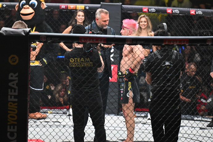 FOTO: David Kozma si odnesl výhru. – stránka 10