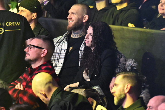 FOTO: Samuel Krištofič se svou krásnou ženou Janou. – stránka 4