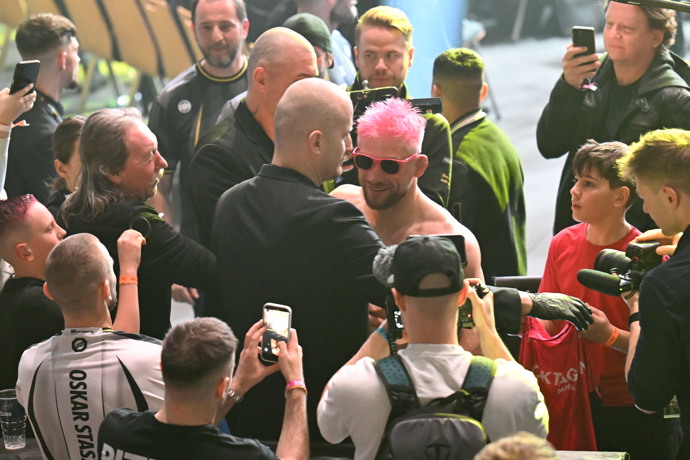 FOTO: Oktagon 84. – stránka 68