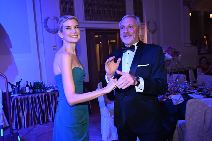 FOTO: Jan Čenský moderoval Český ples s Ivetou Lutovskou.