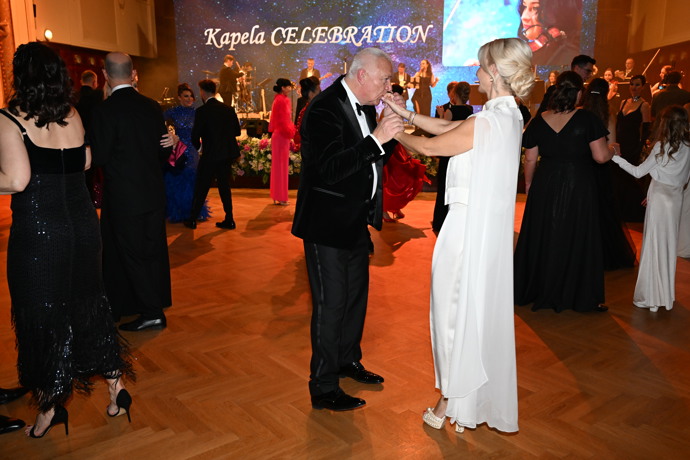 FOTO: Láska mezi nimi je nespochybnitelná. – stránka 3