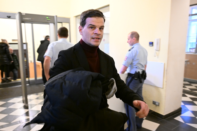 FOTO: Soudní spor Adama Krause a Nikol Enevové pokračuje. – stránka 45